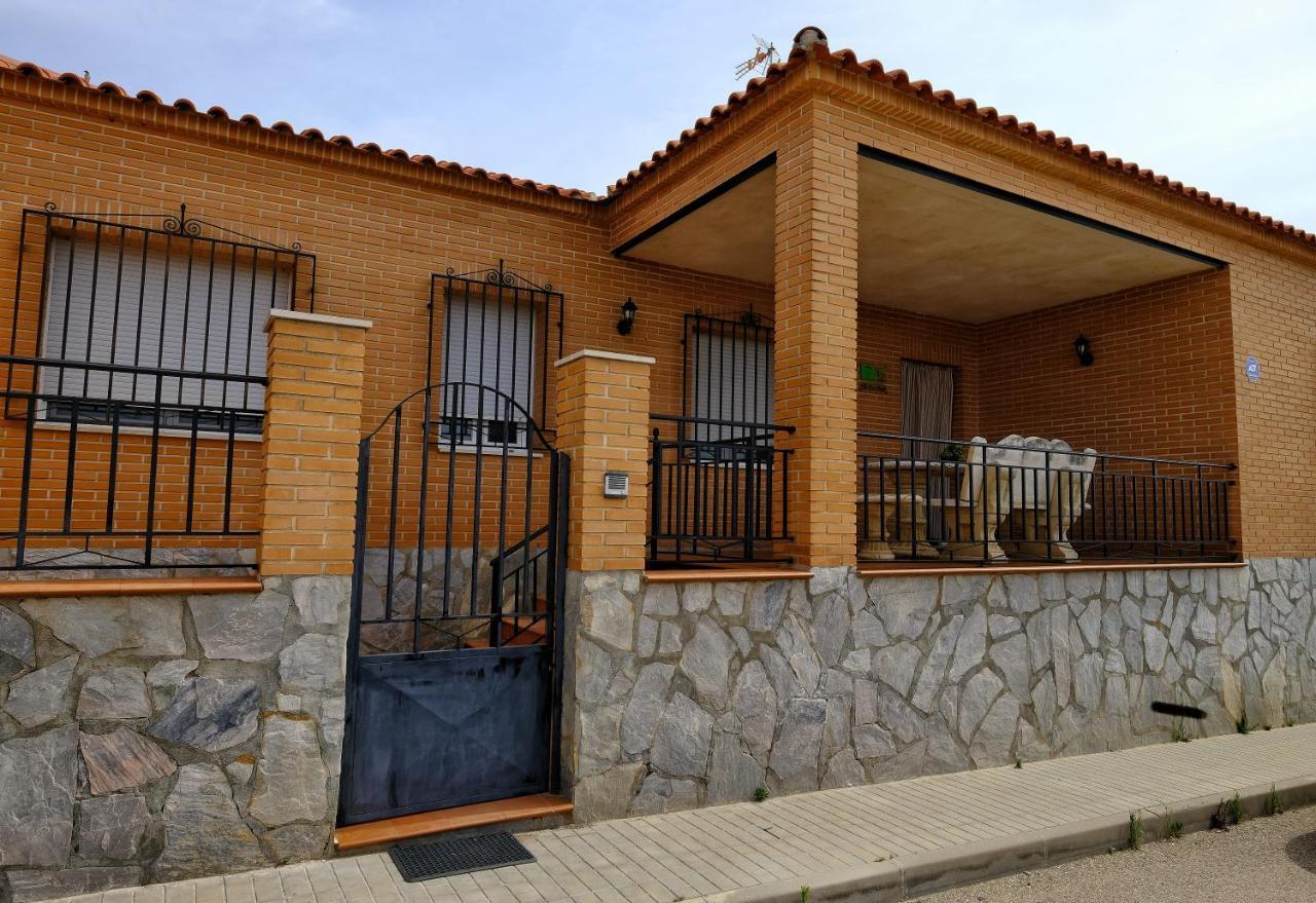 Villa Pozo Hondo Villamuelas Exteriör bild